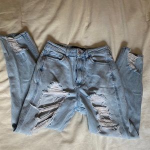 Hollister Light Blue Distressed mom Jeans like new